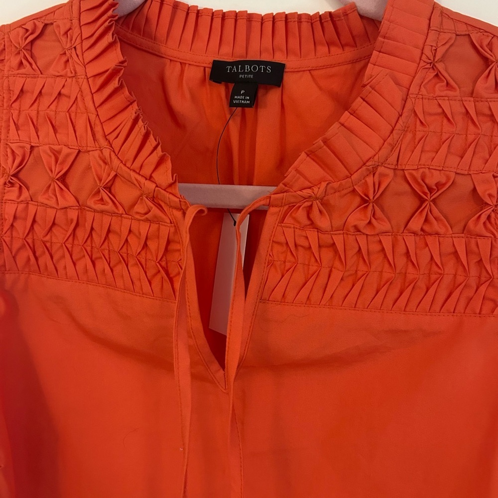 NWT Talbots Stamped Ditsy Ruffle Trim Shell Petite - Picture 3 of 6